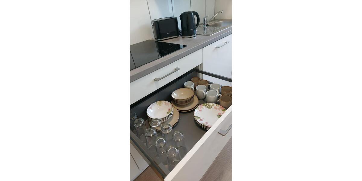 Etagenwohnung Mönchengladbach Süd - 2 Zimmer, 60 m&sup2;, 1.400&euro; | Angebot:26343017