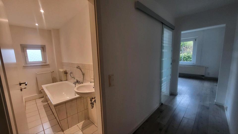 Erdgeschoßwohnung Naumburg (Saale) - 2 Zimmer, 42 m&sup2;, 400&euro; | Angebot:24689686