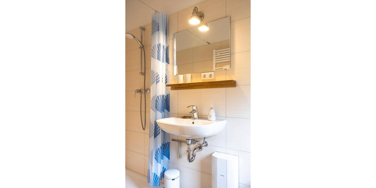 Wohnen auf Zeit Erkner - 1 Zimmer, 14 m&sup2;, 49&euro; | Angebot:25058131