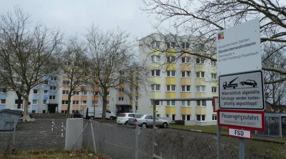 Wohnen auf Zeit Friedberg (Hessen) - 1 Zimmer, 12 m&sup2;, 300&euro; | Angebot:24590198