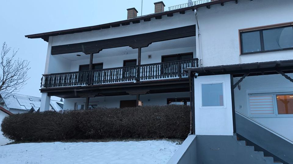 Dachgeschoßwohnung Birstein - 3 Zimmer, 110 m&sup2;, 800&euro; | Angebot:24865726