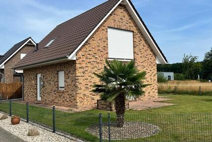 Haus Wardenburg - 3 Zimmer, 120 m&sup2;, 1.500&euro; | Angebot:24628524