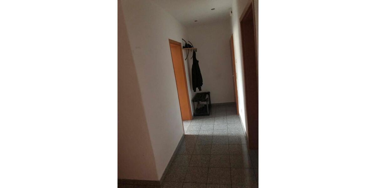 Etagenwohnung Seelze - 3 Zimmer, 85 m&sup2;, 600&euro; | Angebot:26705909