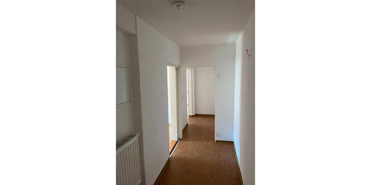 Dachgeschoßwohnung Torgau - 2 Zimmer, 68 m&sup2;, 375&euro; | Angebot:22400735