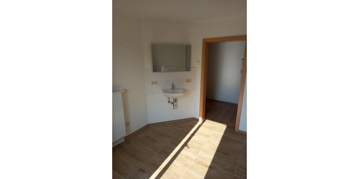 Dachgeschoßwohnung Colditz - 3 Zimmer, 105 m&sup2;, 700&euro; | Angebot:26445173