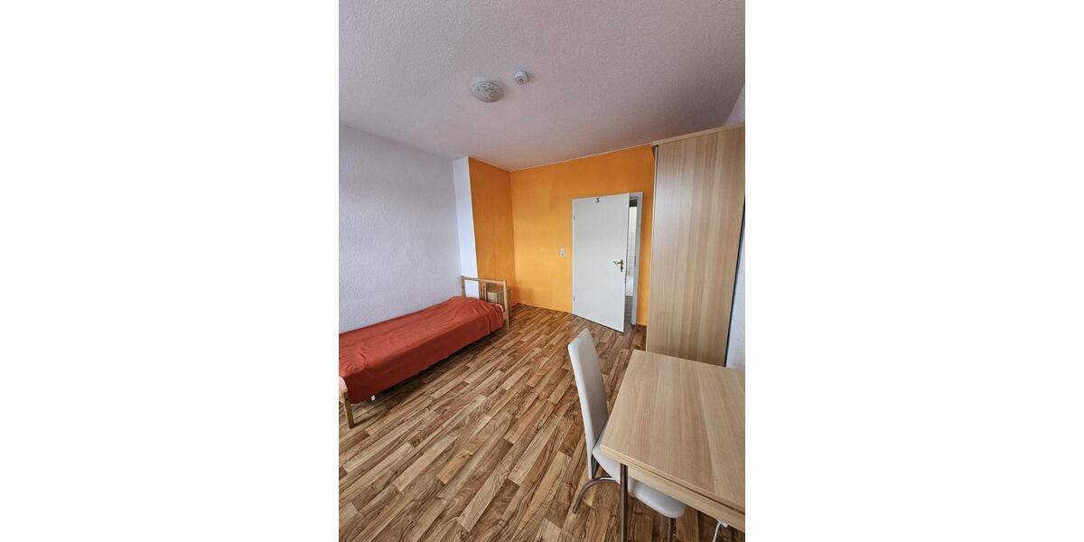Etagenwohnung Erxleben - 3 Zimmer, 68 m&sup2;, 466&euro; | Angebot:26254399
