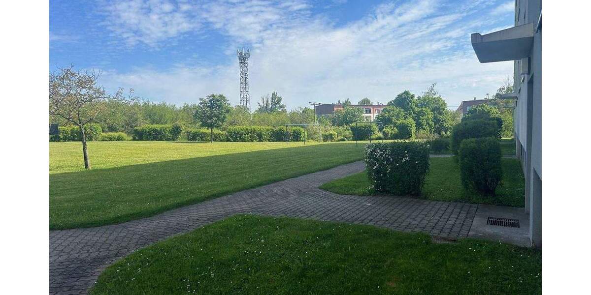 Etagenwohnung Teutschenthal Langenbogen - 2 Zimmer, 55 m&sup2;, 330&euro; | Angebot:26796964