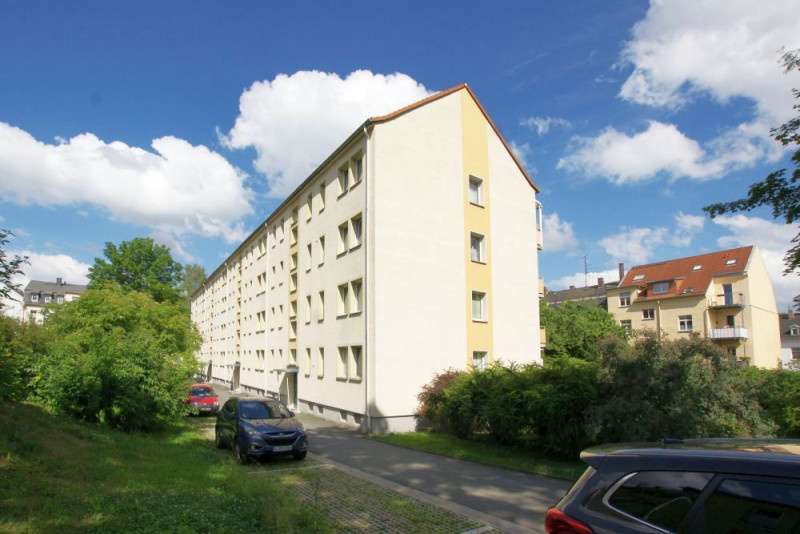 Wohnung zum Mieten in Plauen 302,23 € 58.01 m²