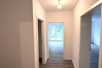 Wohnung Meerane - 2 Zimmer, 75 m&sup2;, 550&euro; | Angebot:26249454