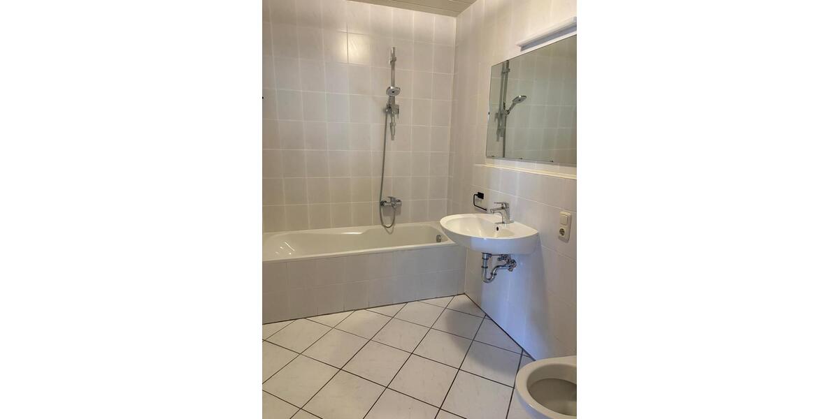 Dachgeschoßwohnung Gangelt - 2 Zimmer, 70 m&sup2;, 700&euro; | Angebot:26279664