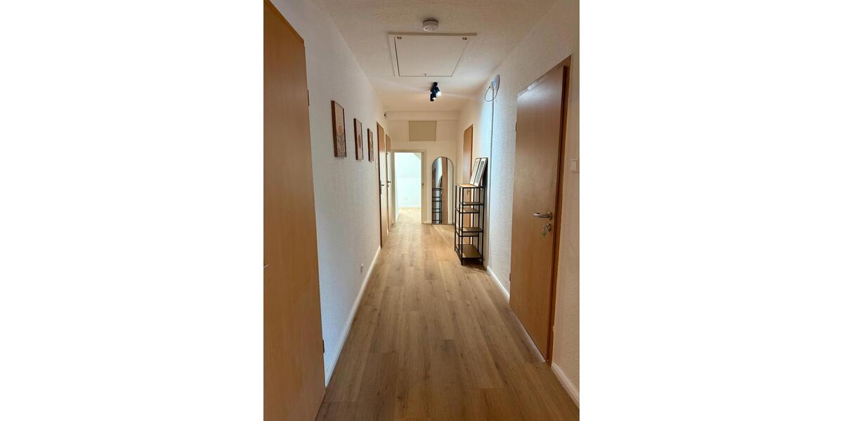 Wohnen auf Zeit Gütersloh Kattenstroth - 3 Zimmer, 20 m&sup2;, 400&euro; | Angebot:26547277