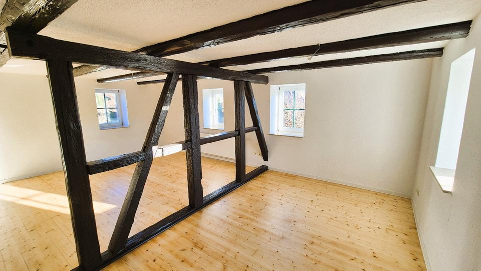 Etagenwohnung Roßleben-Wiehe Wiehe - 5 Zimmer, 165 m&sup2;, 1.000&euro; | Angebot:24187691
