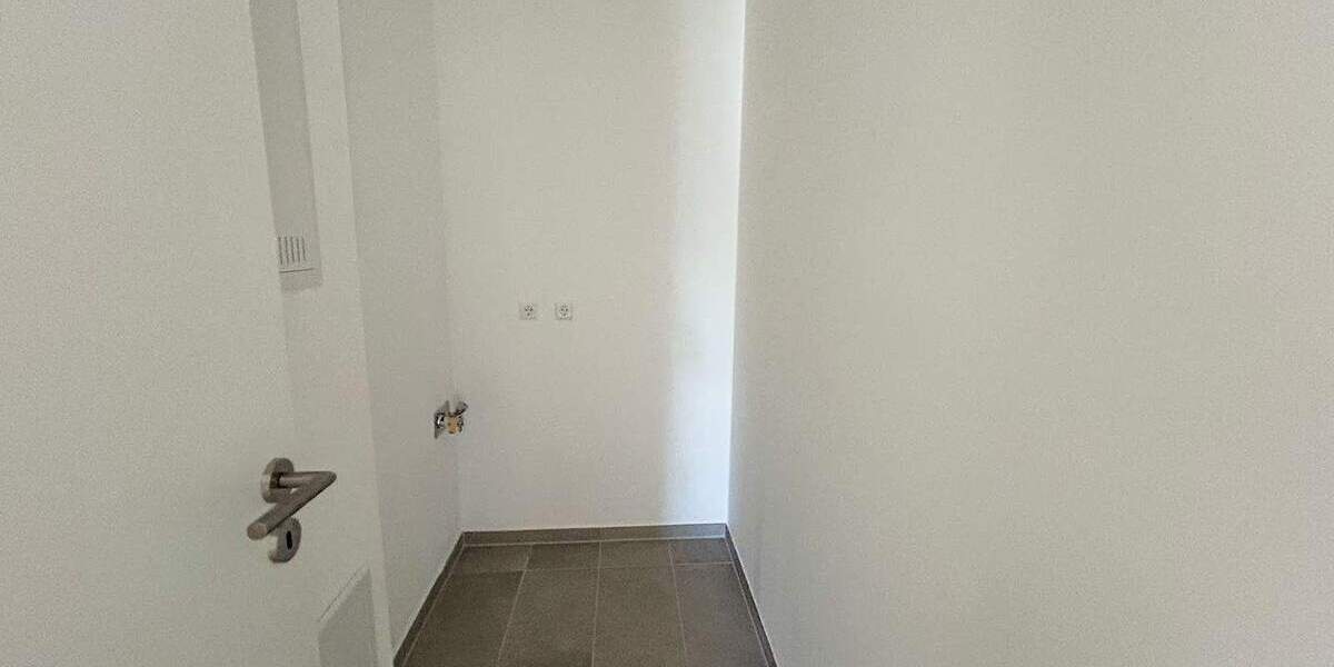Etagenwohnung Stuttgart Untertürkheim - 3 Zimmer, 89 m&sup2;, 1.590&euro; | Angebot:23059545
