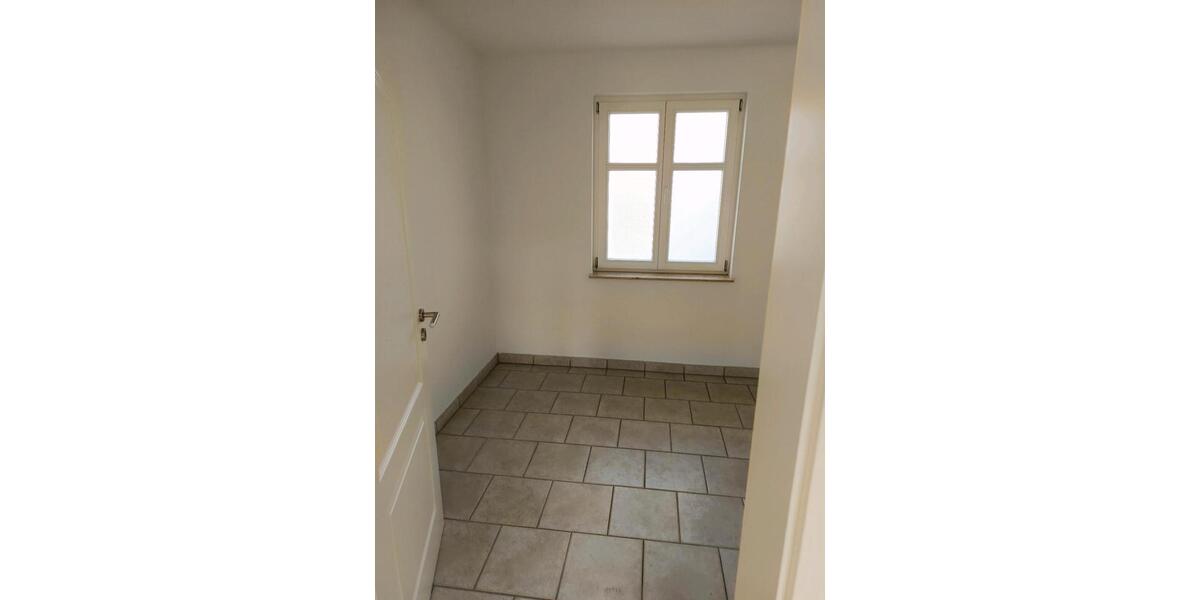Etagenwohnung Putbus - 2 Zimmer, 45 m&sup2;, 375&euro; | Angebot:24834431