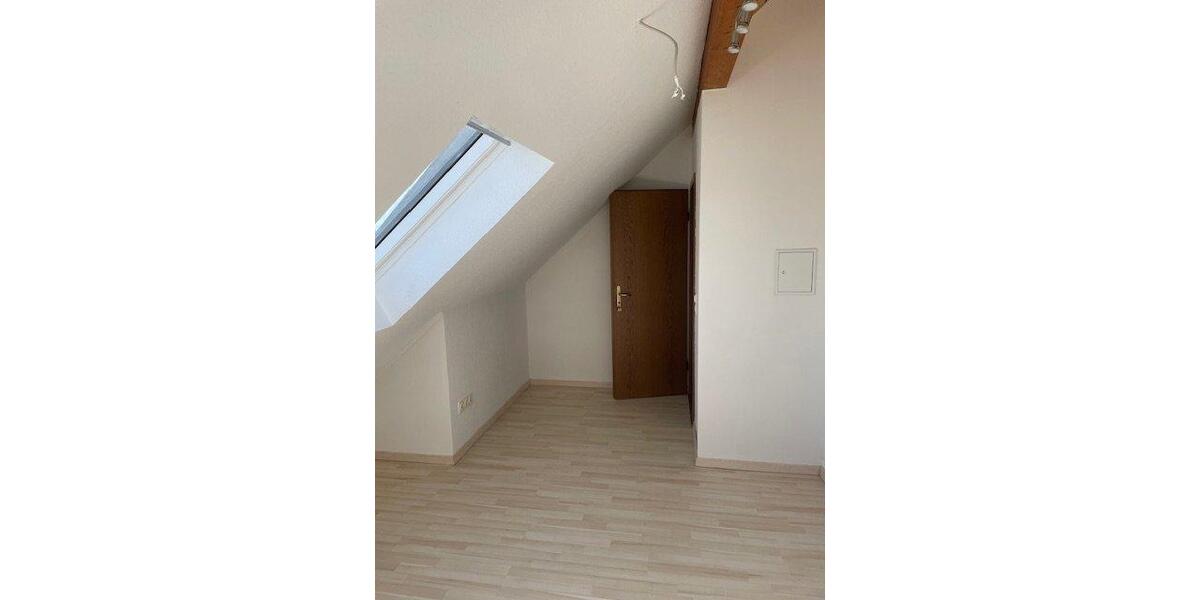 Dachgeschoßwohnung Ober-Olm Olm - 2 Zimmer, 54 m&sup2;, 450&euro; | Angebot:26288397