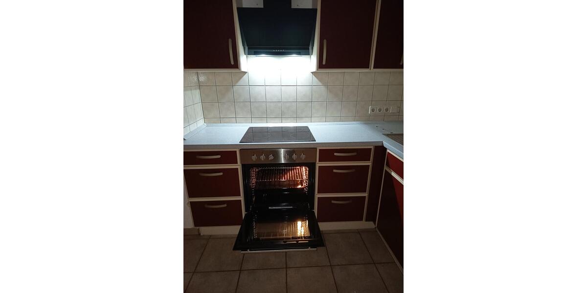 4 Zimmer Wohnung,~90 qm, Küche, Balkon, Stellplatz, Garten, Wanne 4 zimmer