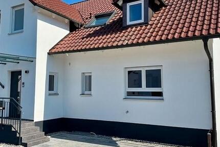 Doppelhaushälfte zur Miete in PörnbachOrtsteil Raitbach