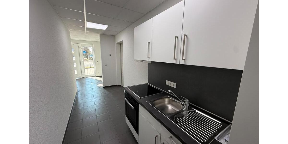 Gewerbeobjekt Hude (Oldenburg) - 1.500&euro; | Angebot:26441857