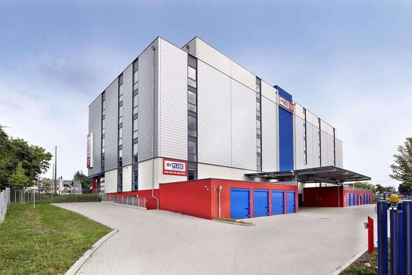 Halle in Wiesbaden 1.210 € 76 m² zimmer