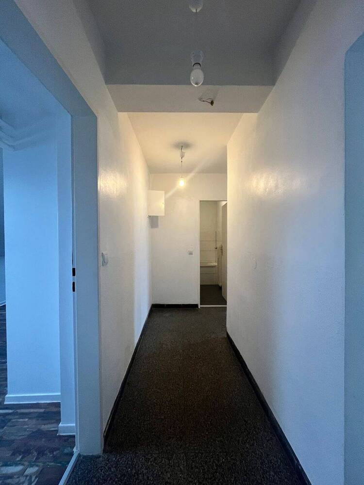 MT an CS zum 16.9.25 2 Zimmer Wohnung im Dachgeschoss in ruhiger Maintal Lage