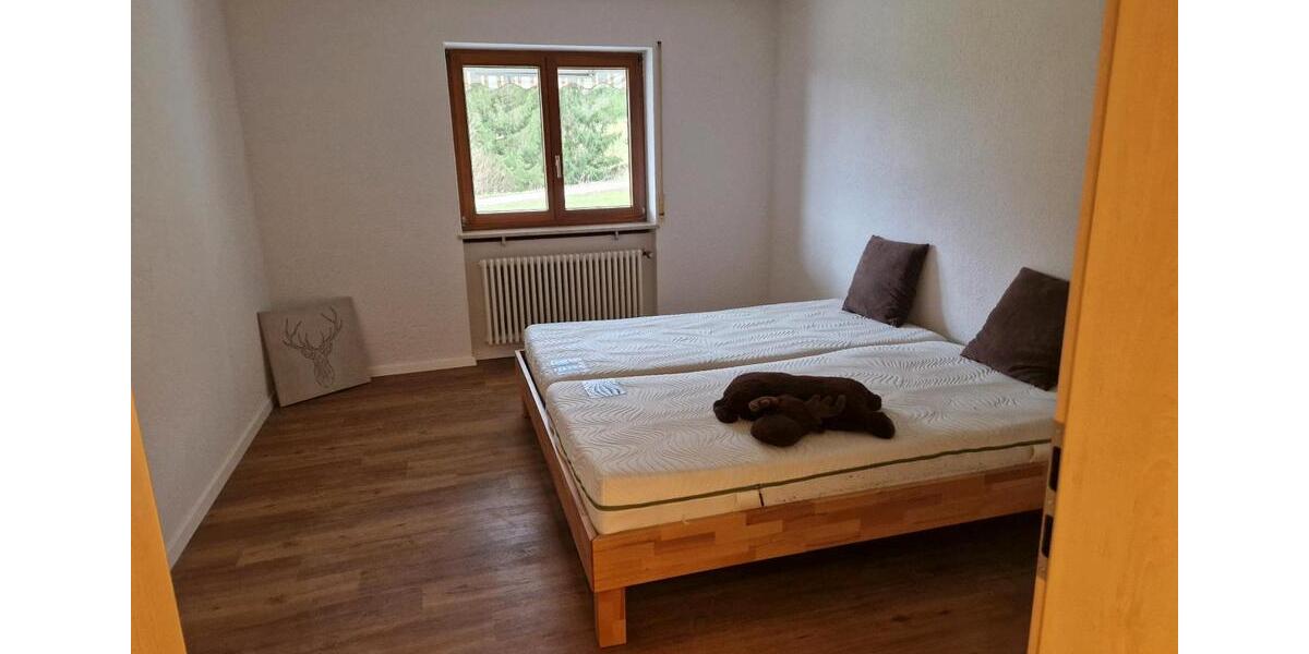 Erdgeschoßwohnung Elzach - 2 Zimmer, 80 m&sup2;, 900&euro; | Angebot:26035391