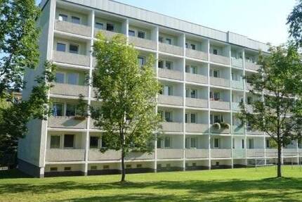 Wohnung Reinsdorf - 1 Zimmer, 36 m&sup2;, 210&euro; | Angebot:25707492