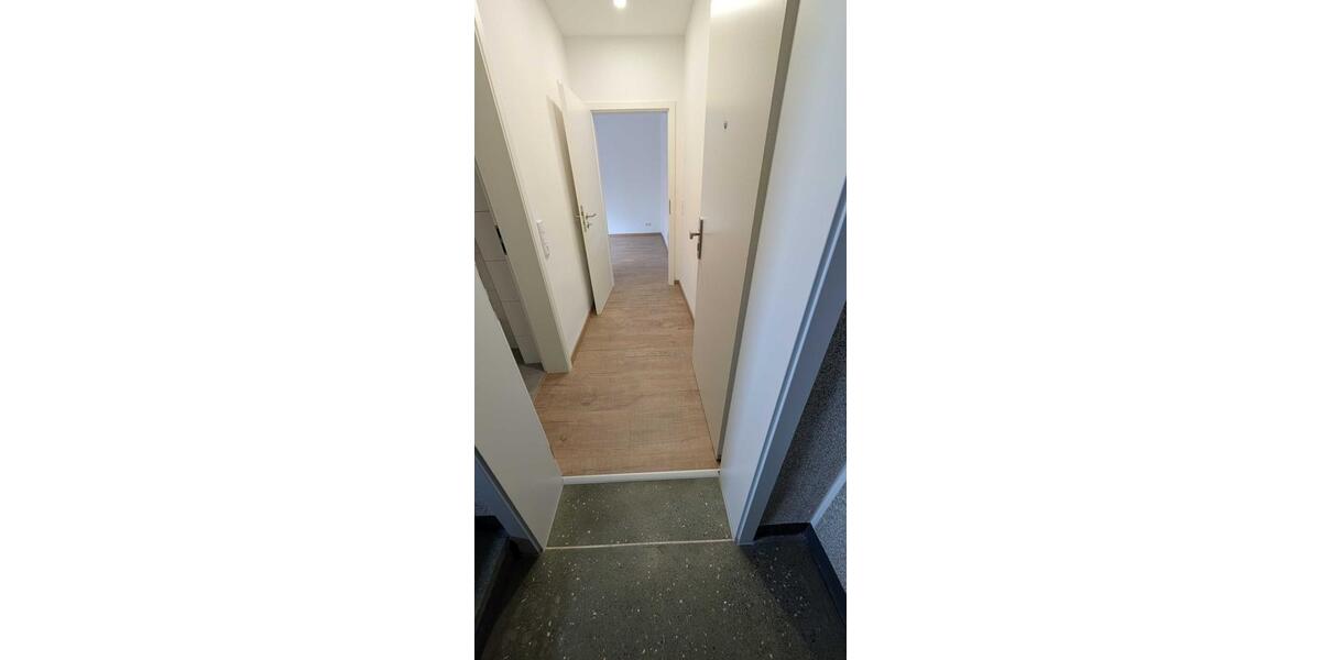 Erdgeschoßwohnung Wuppertal Gemarkung Elberfeld - 3 Zimmer, 72 m&sup2;, 890&euro; | Angebot:26633198