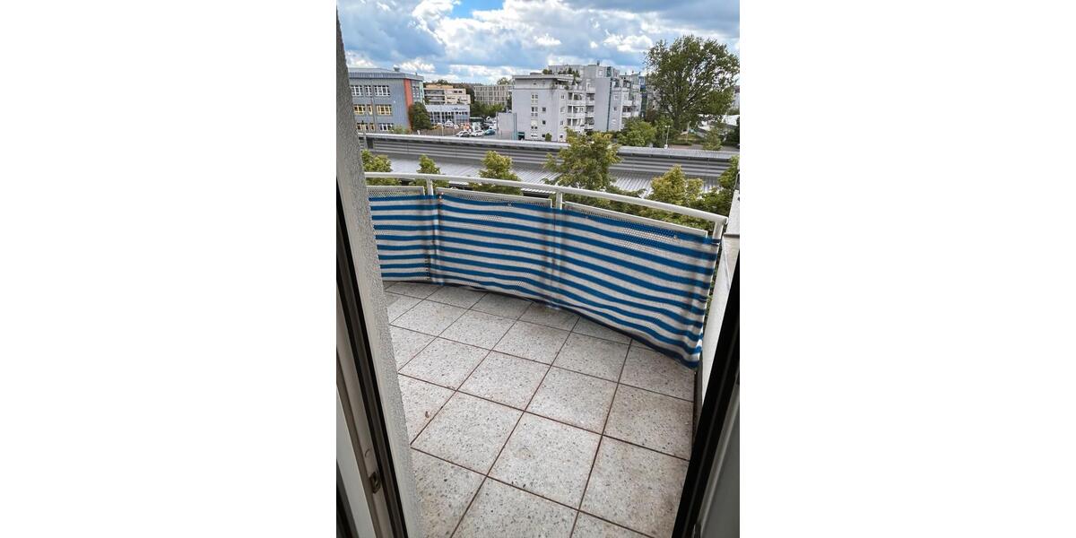 Etagenwohnung Schwaig Bei Nürnberg - 3 Zimmer, 94 m&sup2;, 1.750&euro; | Angebot:26341956