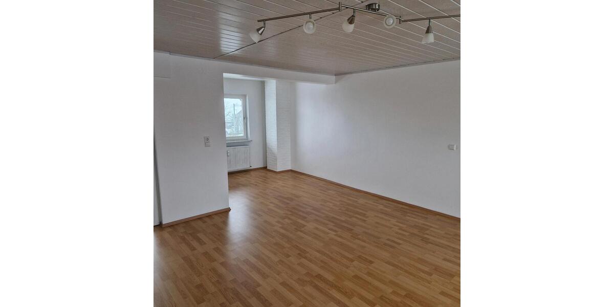 Etagenwohnung Bechhofen - 2 Zimmer, 77 m&sup2;, 616&euro; | Angebot:24714665