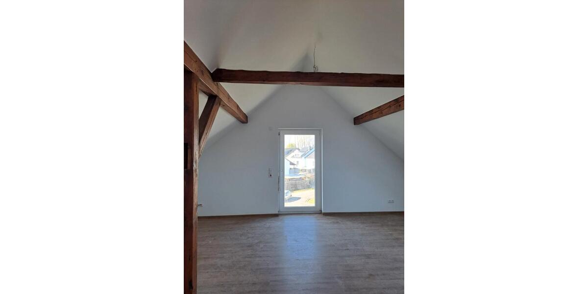 Dachgeschoßwohnung Freigericht - 2 Zimmer, 67 m&sup2;, 780&euro; | Angebot:26687535