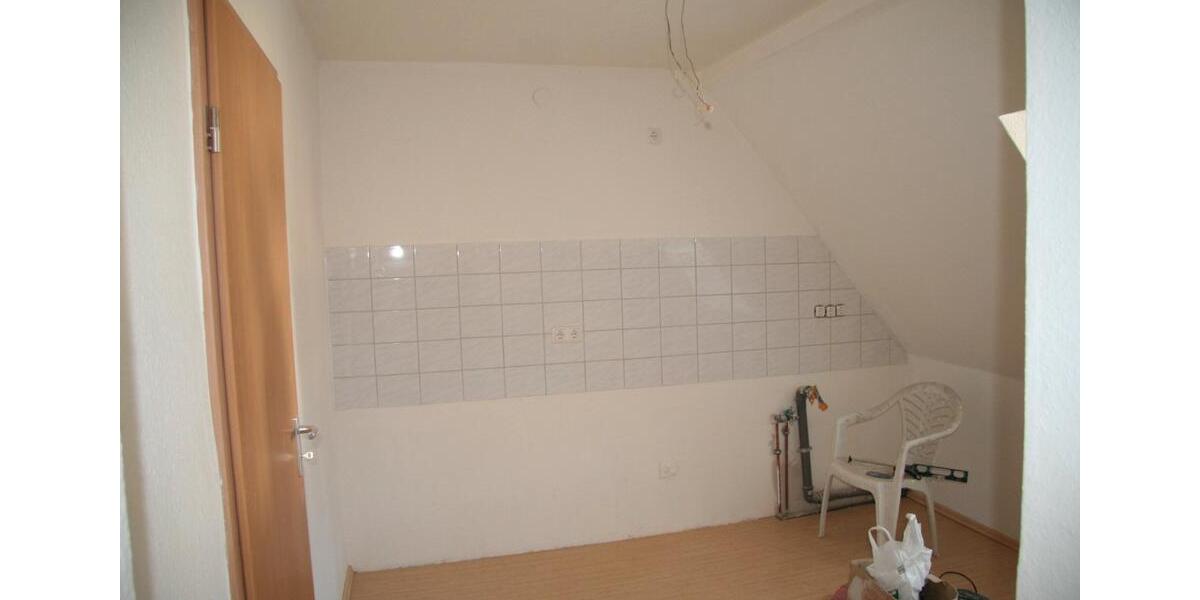 Dachgeschoßwohnung Duisburg Rheinhausen - 2 Zimmer, 32 m&sup2;, 345&euro; | Angebot:26528604