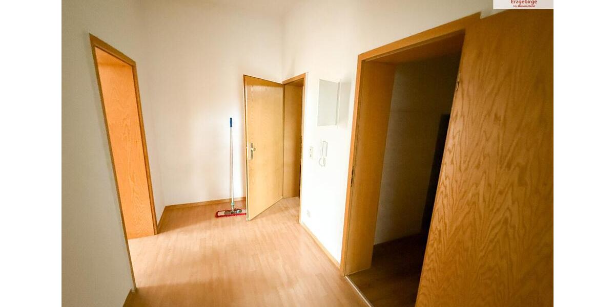Erdgeschoßwohnung Annaberg-Buchholz Buchholz - 3 Zimmer, 93 m&sup2;, 649&euro; | Angebot:26443787