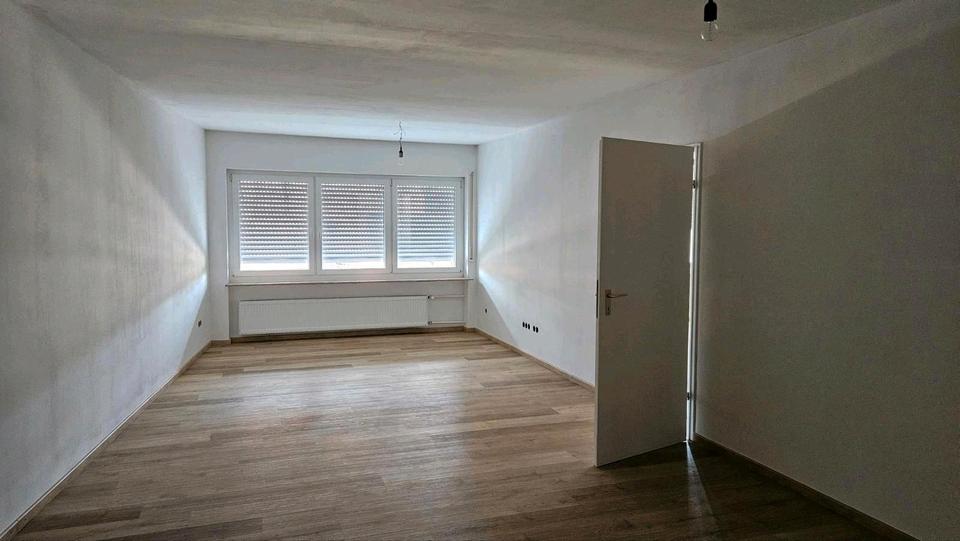 Erdgeschoßwohnung Neunkirchen - 3 Zimmer, 117 m&sup2;, 750&euro; | Angebot:26413817
