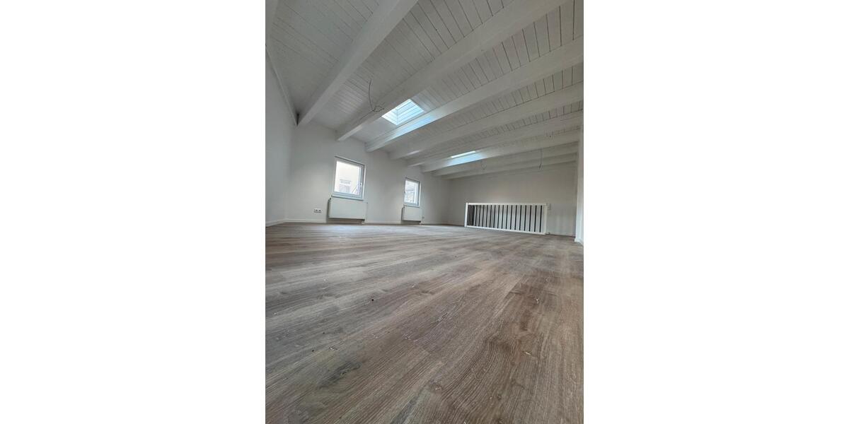 Exklusive Maisonette-Wohnung in Strausberg – Modern saniert und einzigartig! 2 zimmer