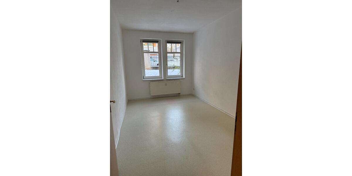 Erdgeschoßwohnung Nordhausen - 3 Zimmer, 60 m&sup2;, 390&euro; | Angebot:24670816