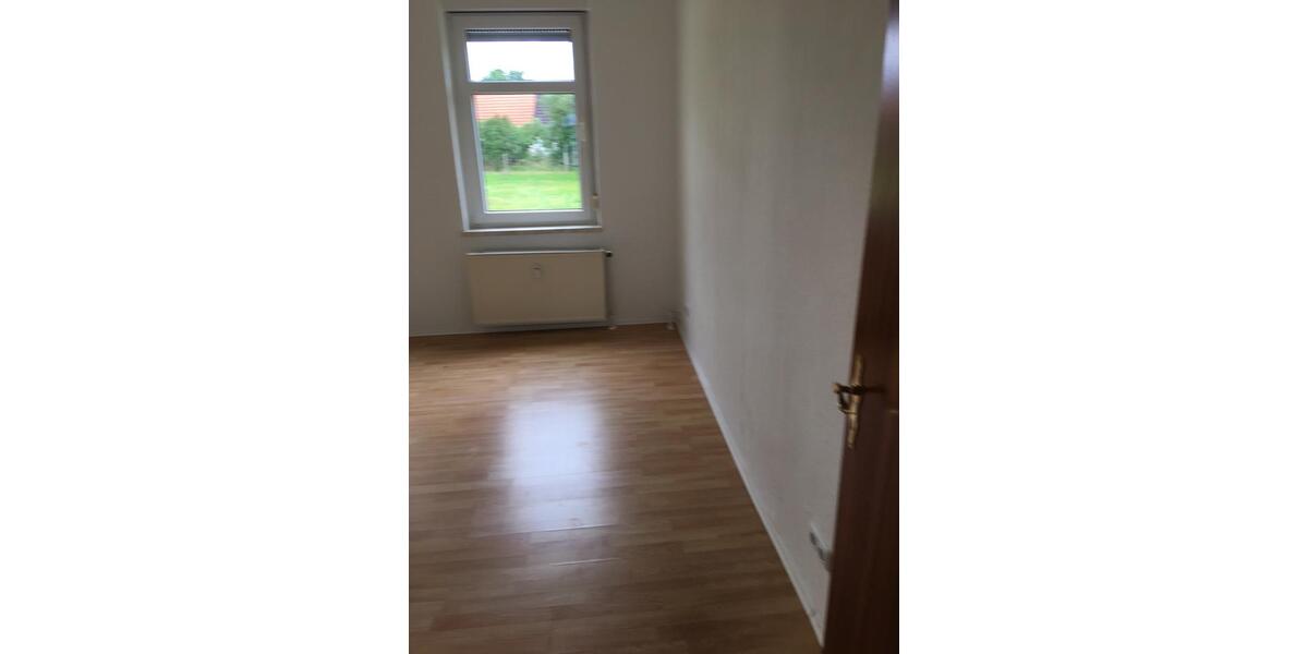 Etagenwohnung Salzwedel - 2 Zimmer, 80 m&sup2;, 399&euro; | Angebot:24626973
