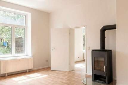 Wohnung Klingenthal - 2 Zimmer, 70 m&sup2;, 350&euro; | Angebot:27122101