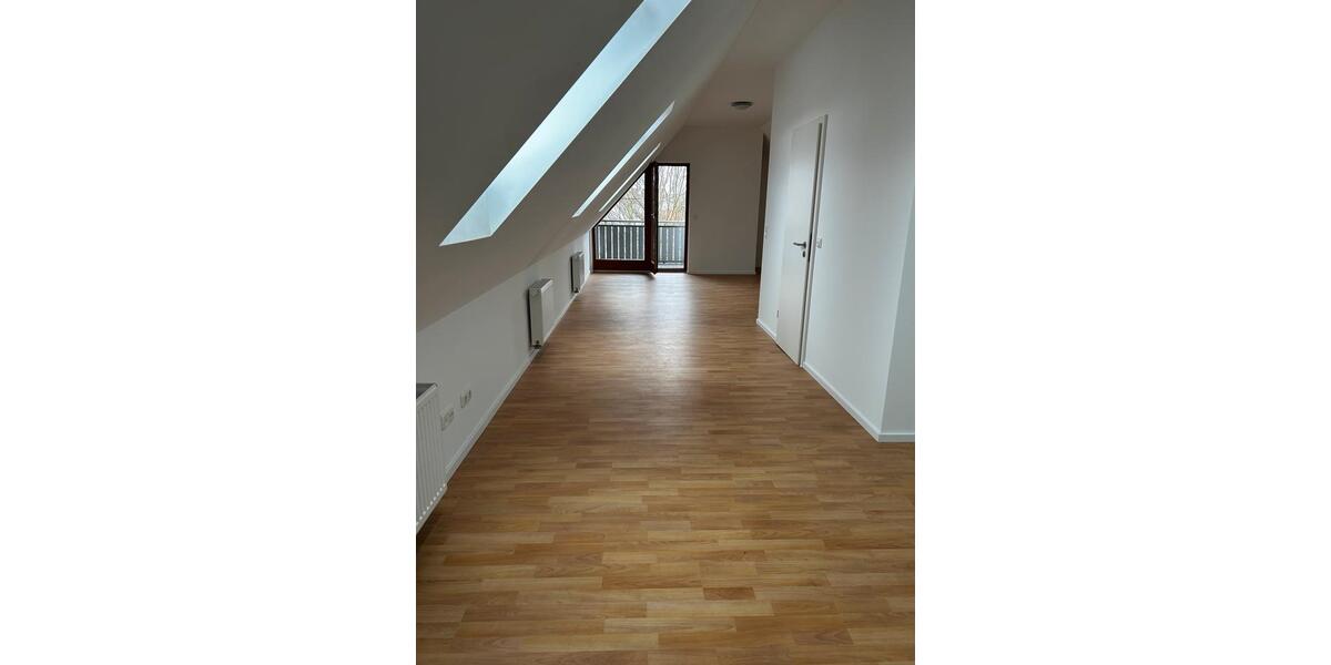 Dachgeschoßwohnung Dillingen an der Donau - 1 Zimmer, 50 m&sup2;, 690&euro; | Angebot:26123053