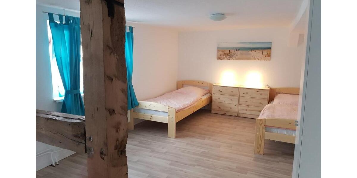 Etagenwohnung Frielendorf - 6 Zimmer, 100 m&sup2;, 20&euro; | Angebot:15177924