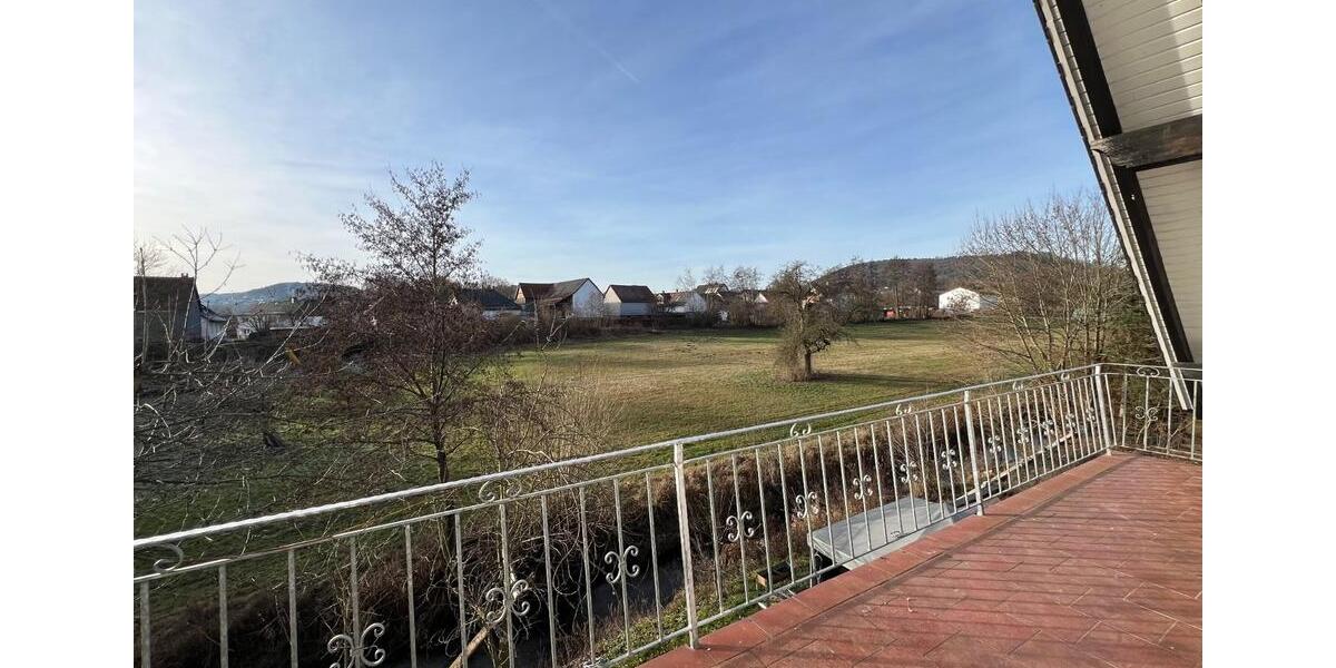 Wohnung in ruhiger Lage mit Balkon mitten in Allendorf Eder 1 zimmer