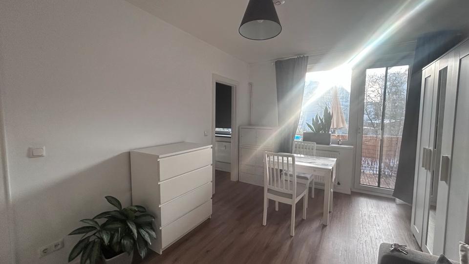 Etagenwohnung Hamburg Eimsbüttel - 1 Zimmer, 25 m&sup2;, 720&euro; | Angebot:26679122