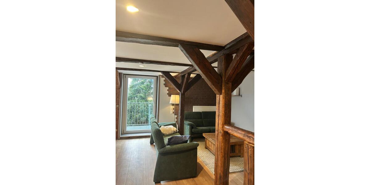 Etagenwohnung Eicklingen - 3 Zimmer, 100 m&sup2;, 1.200&euro; | Angebot:25995447