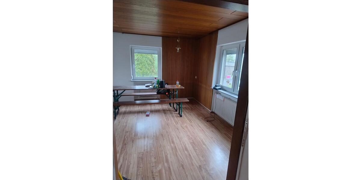 Einfamilienhaus Dettelbach - 7 Zimmer, 120 m&sup2;, 1.100&euro; | Angebot:26227861