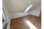 3 Zi. Wohnung im DG (1.OG) mit Balkon und Carport - Etagenwohnung Pommersfelden | Angebot:27230171