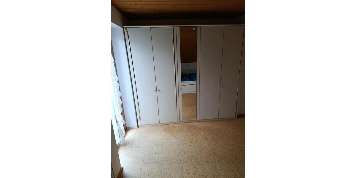 Dachgeschoßwohnung Wurmannsquick - 3 Zimmer, 58 m&sup2;, 670&euro; | Angebot:26660078