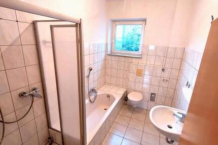 Wohnung Oettingen in Bayern - 4 Zimmer, 85 m&sup2;, 690&euro; | Angebot:26247680