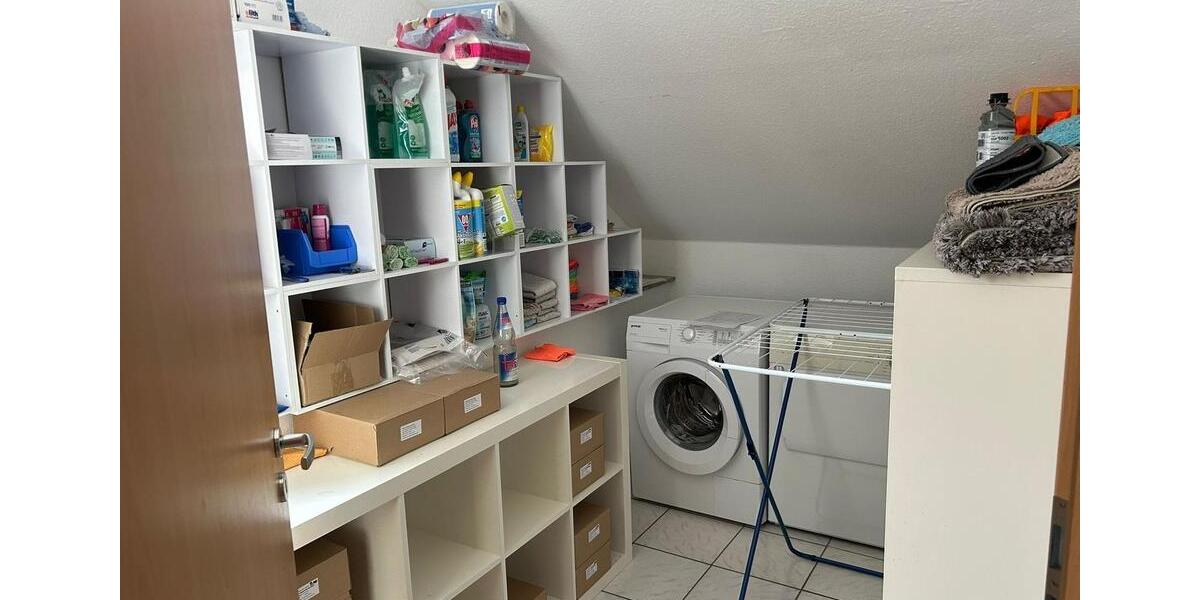 Dachgeschoßwohnung Kirchhain - 2 Zimmer, 98 m&sup2;, 1.705&euro; | Angebot:24851855