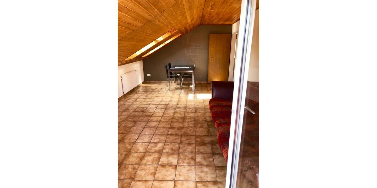 Dachgeschoßwohnung Greven - 2.5 Zimmer, 50 m&sup2;, 400&euro; | Angebot:26041009