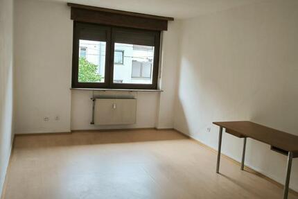 2 ZKB mit Balkon, 55 m², 2.OG, HTW-Nähe, ab sofort zimmer