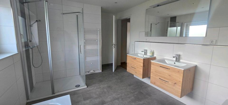 Doppelhaushälfte Brakel - 4 Zimmer, 130 m&sup2;, 1.530&euro; | Angebot:26602881